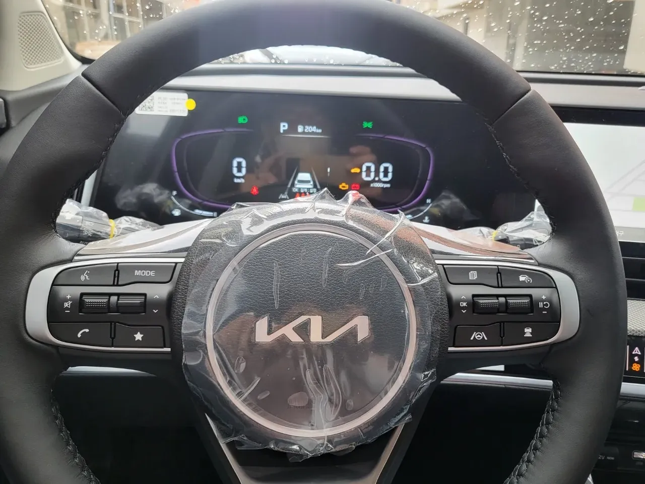 신차 스포티지 핸들이미지