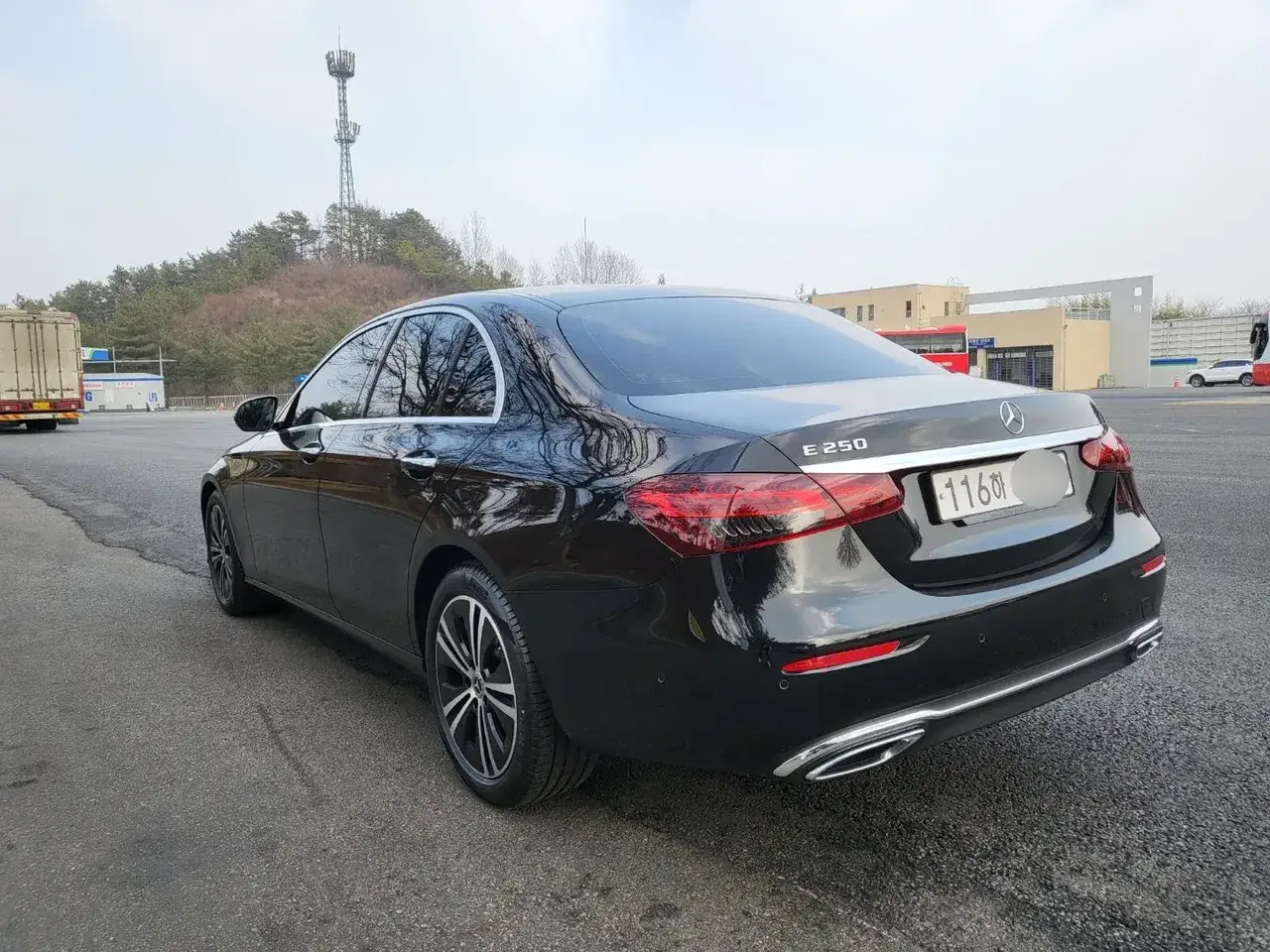 벤츠 E250 측후면