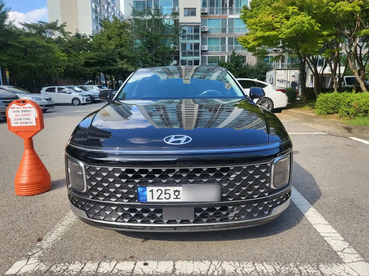 그랜저의 정면 이미지