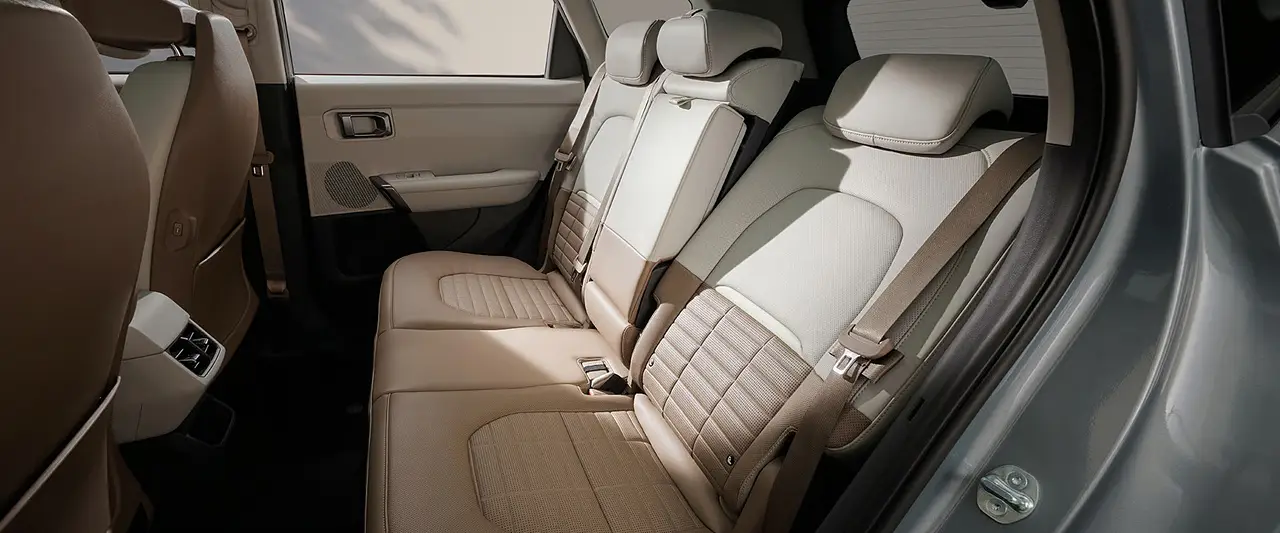 2열도 여유 있어 보이네요